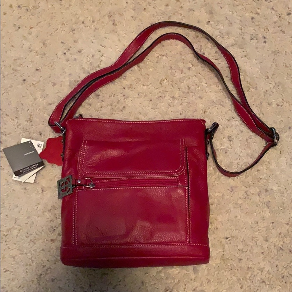 GIANI BERNINI pebble leather crossbody purse